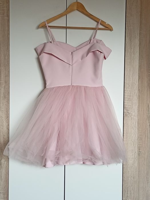 różowa sukienka na wesele