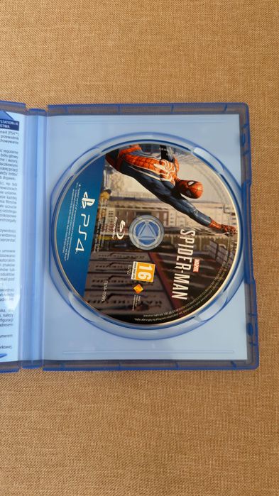 Spider-Man konsola PS4