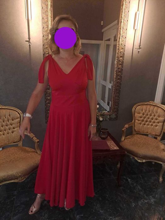 Piękna czerwona sukienka wesele sylwester roz.42