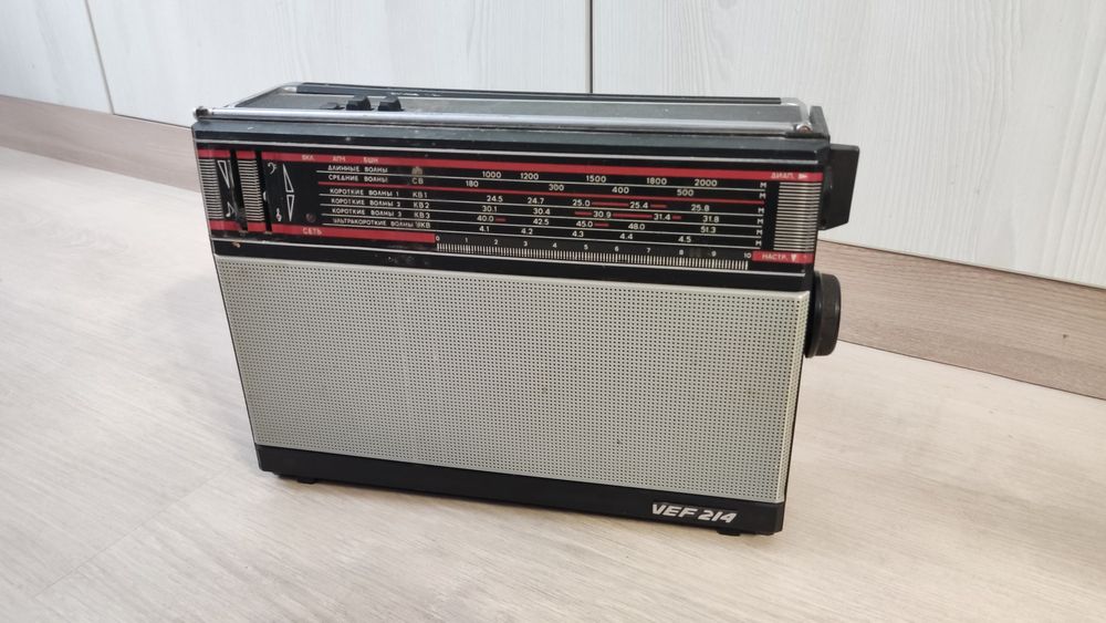 Радио СССР VEF214