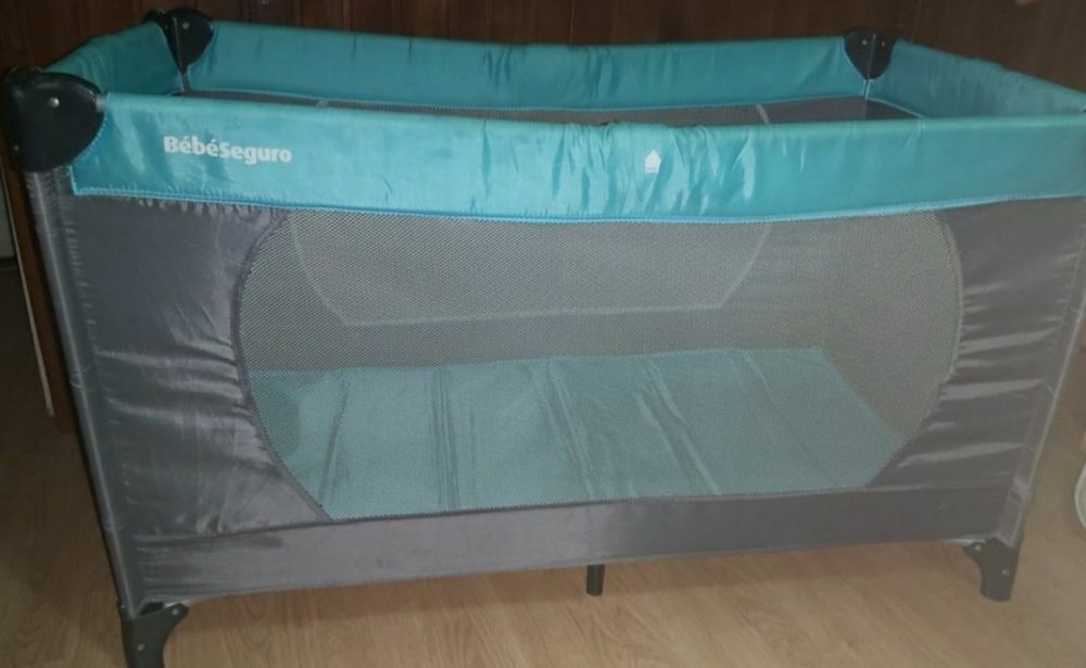 Cama/parque viagem criança 35€