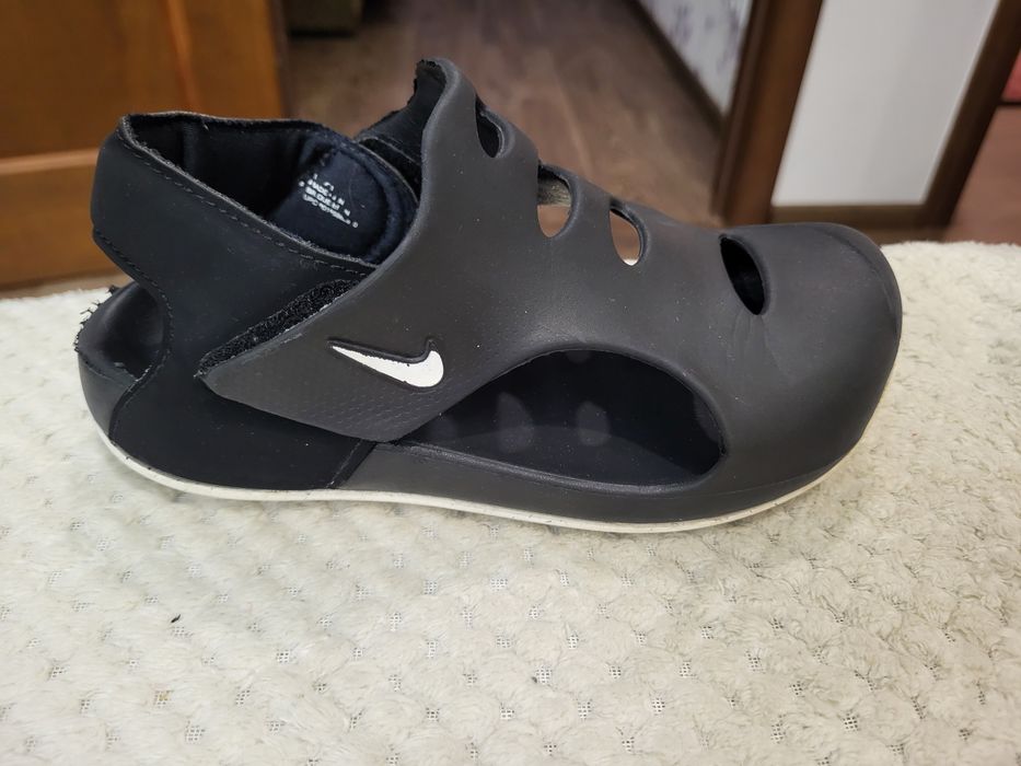 Дитячі сандалі nike р 32
