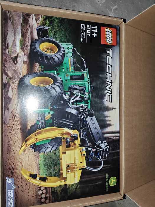 Lego Technic 42157 Ciągnik zrywkowy John Deere 948L-II