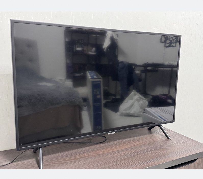 Телевізор Samsung 43" 4K UHD UE43NU7100U