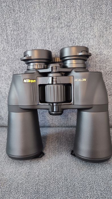 Lornetka Nikon Aculon 10x50 A211