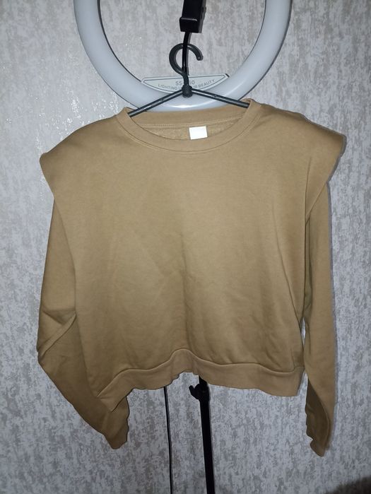 Продам свитшот женский