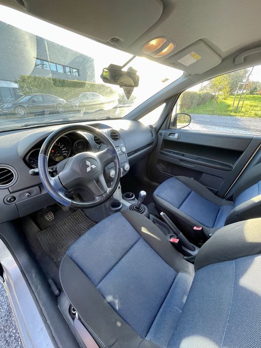 Mitsubishi Colt 1.5 DI-D 100.000 km – 1 Dono – Revisão e Inspeção Feitas