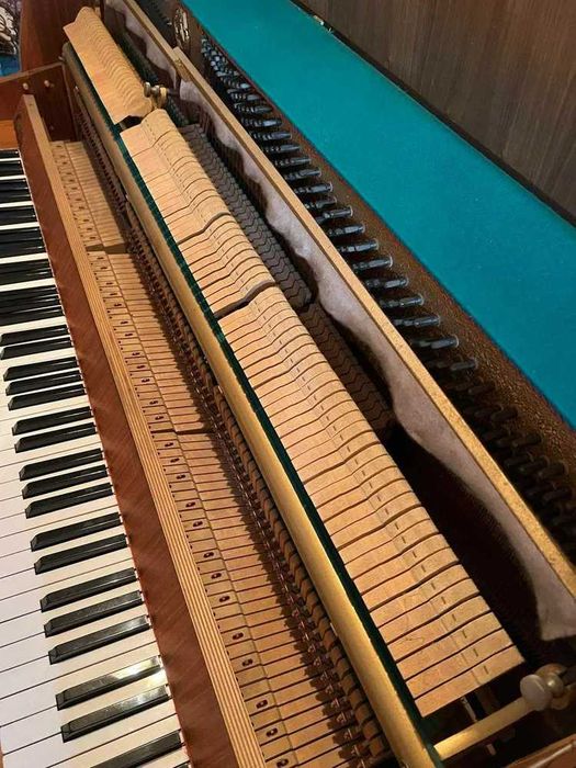 Sprzedam pianino Calisia
