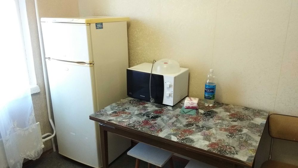 Продам 2-х комнатную квартиру на Лазурном