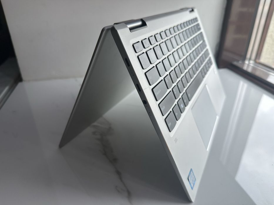 YOGA Трансформер Core i5