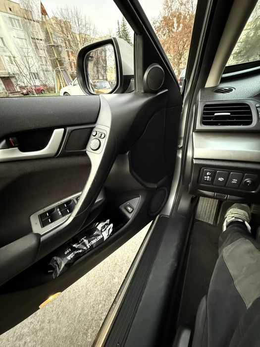 Honda accord 8 2.0 автомат 2010 г.