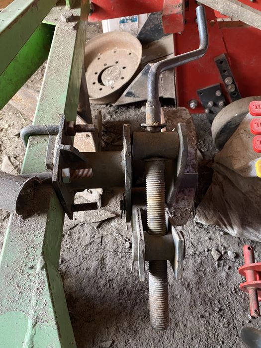 Плуги 2 корпуса