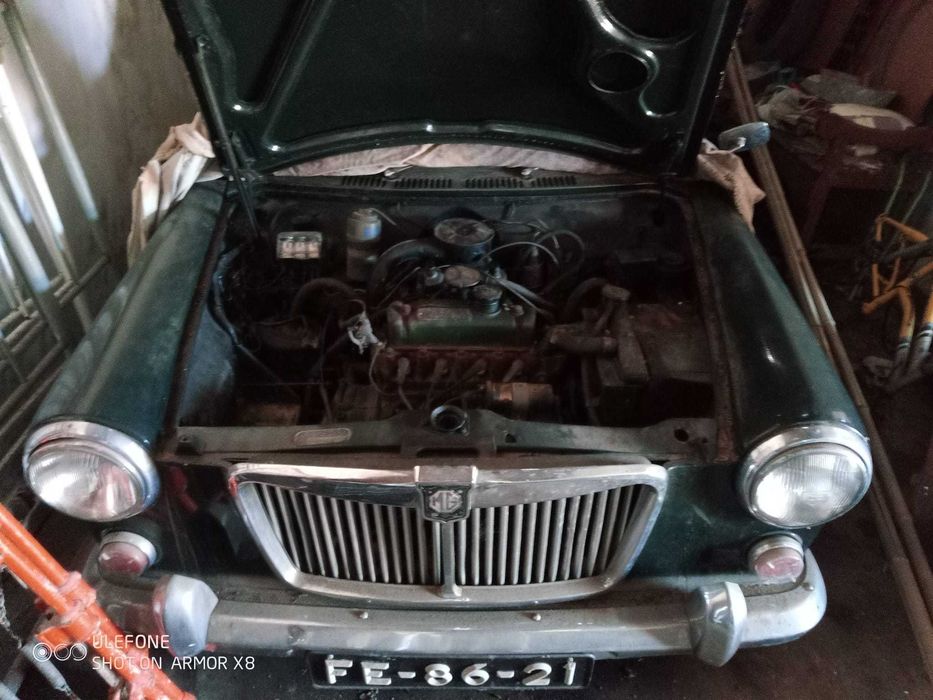 MG Sedan de 1965 – Excelente Base de Restauro (Volante à Esquerda)