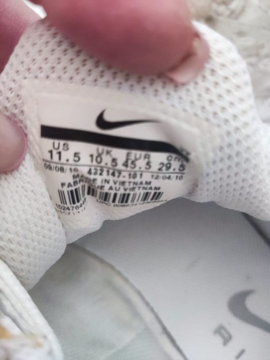 Продам кроссовки оригинал Nike 44р US 11.5\ UK 10.5