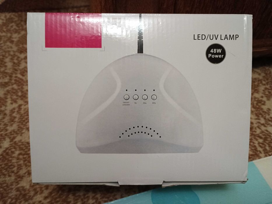 Лампа для манікюру