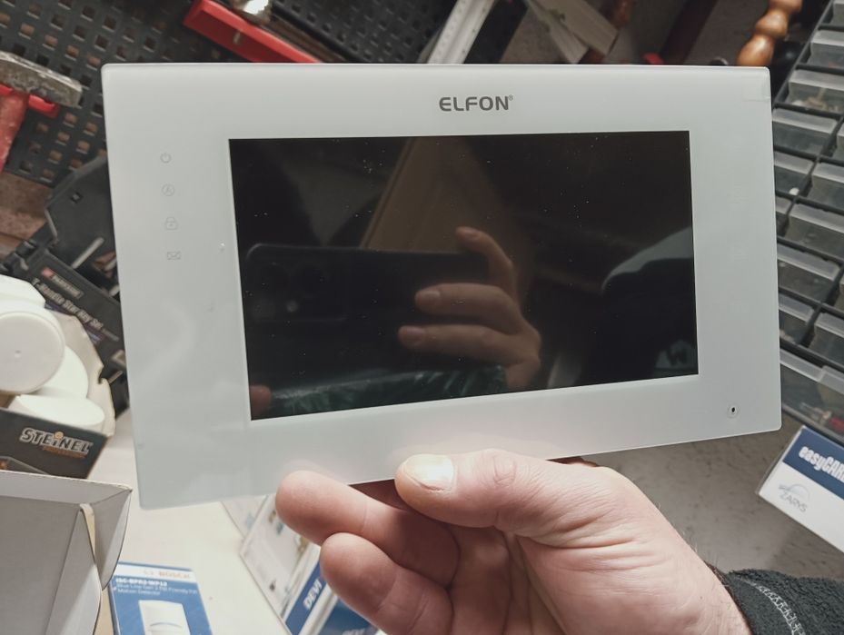 Ekran do domofonu elfon