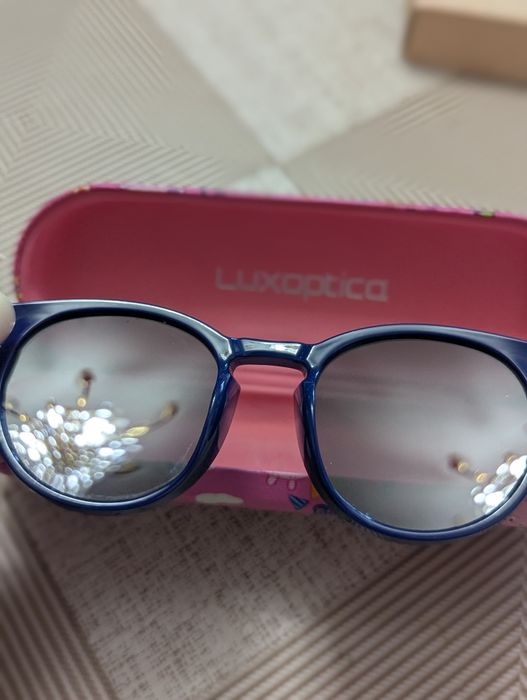 Дитячі сонцезахисні окуляри Luxoptica на 5-7 років