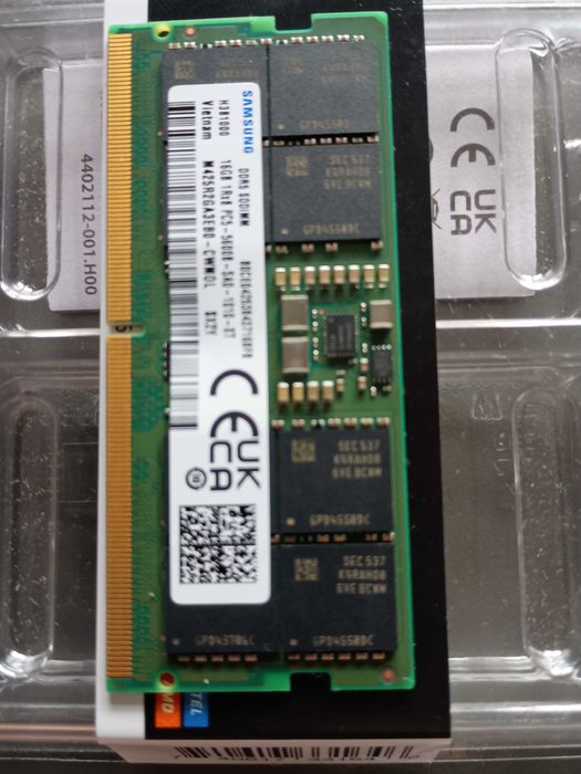 Pamięć RAM DDR5 Samsung M425R2GA3EB0-CWM 16 GB