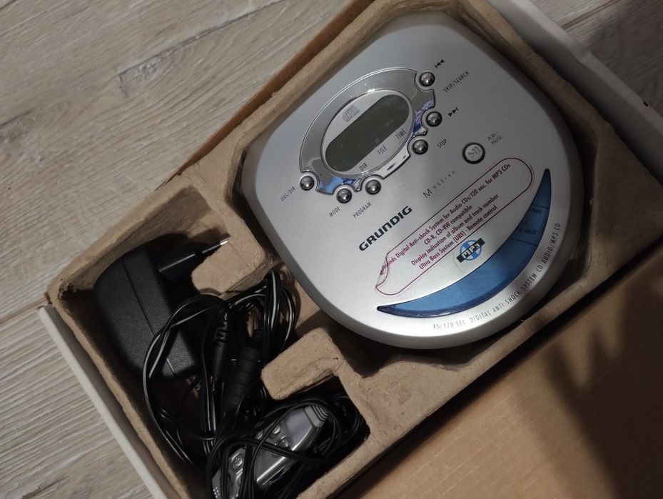 Discman odtwarzacz CD Grundig MP3 CD player

CDP 9200