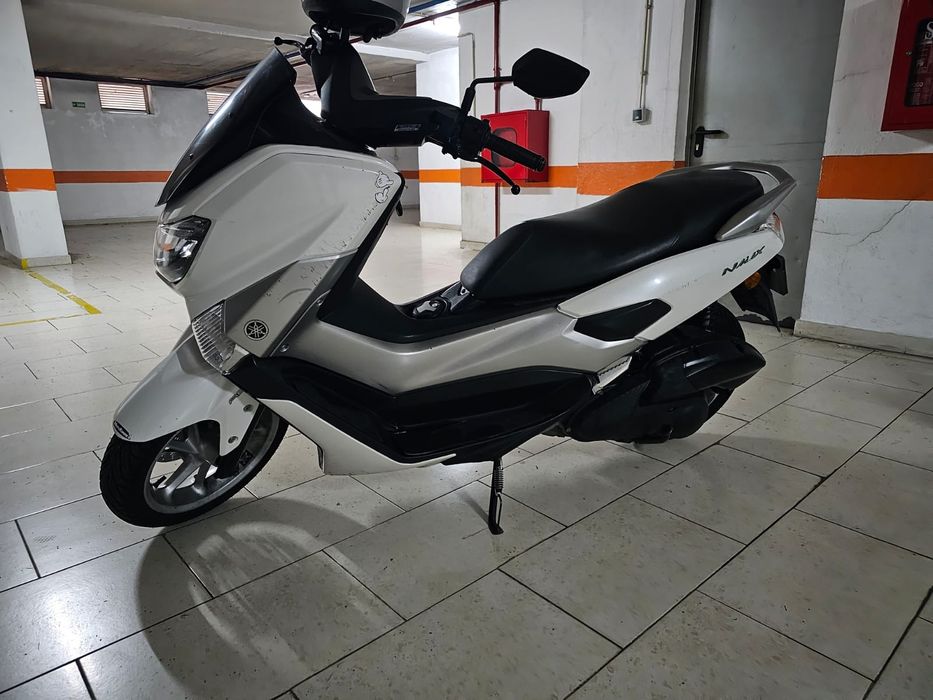 Aluguel/Rent Honda PCX 125 e Yamaha Nmax 65€