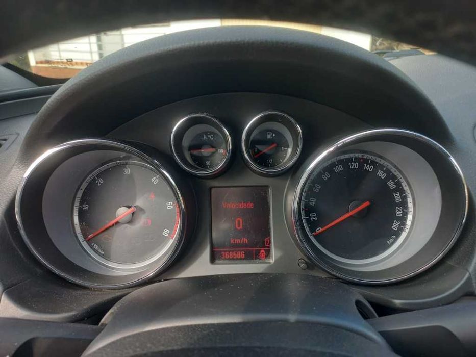Opel Insignia 2.0 CDTi