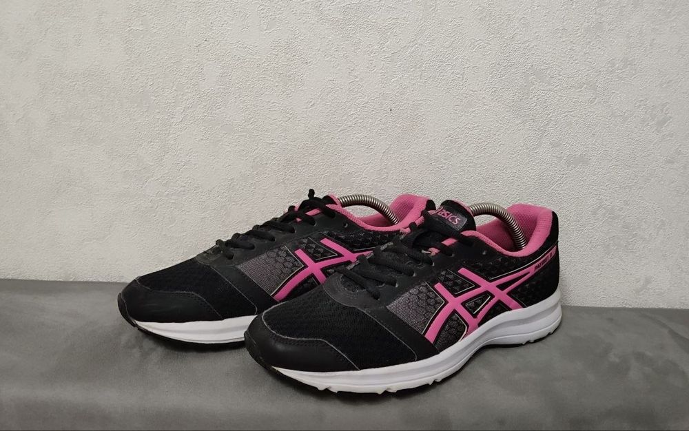 кросівки Asics Patriot 8