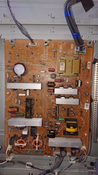 KDL-40W4500 main
