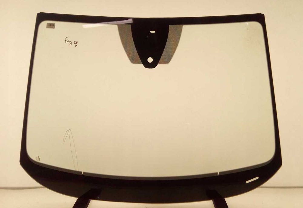 SKODA ENYAQ 4 лобове скло 2020-2025