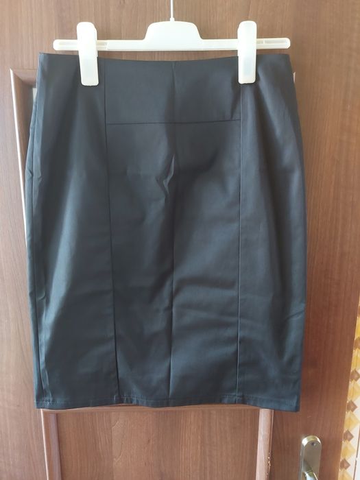 Spódniczka ołówkowa klasyczna 42