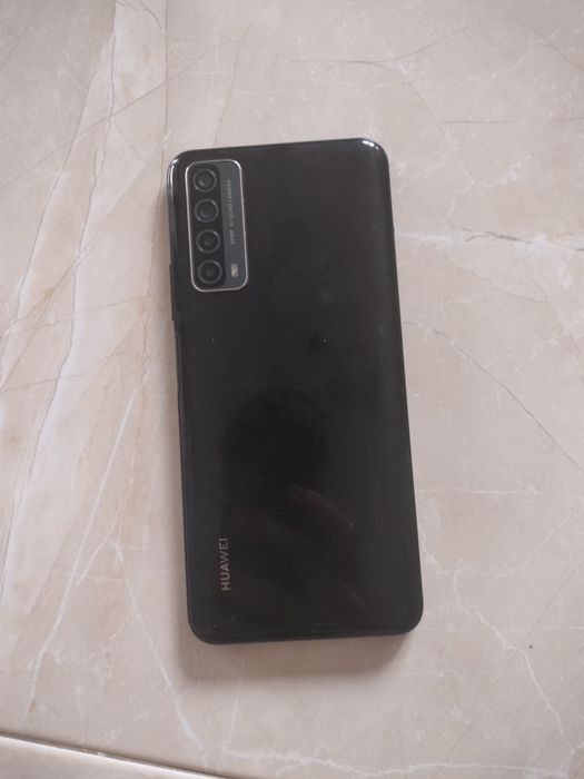 Huawei p Smart 2021 w pudełku od innego modelu + pokrowiec