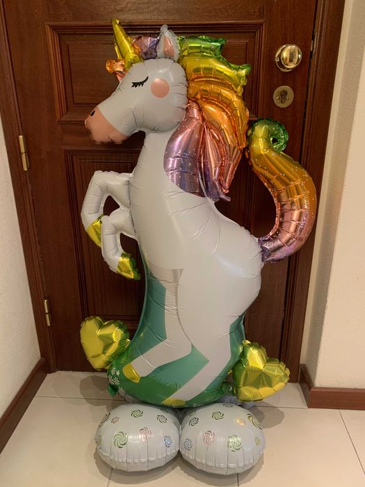 Exposição física de balões de festa