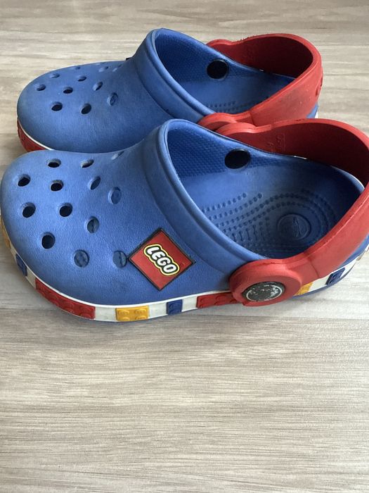 Crocs Lego 8C9 синього кольору