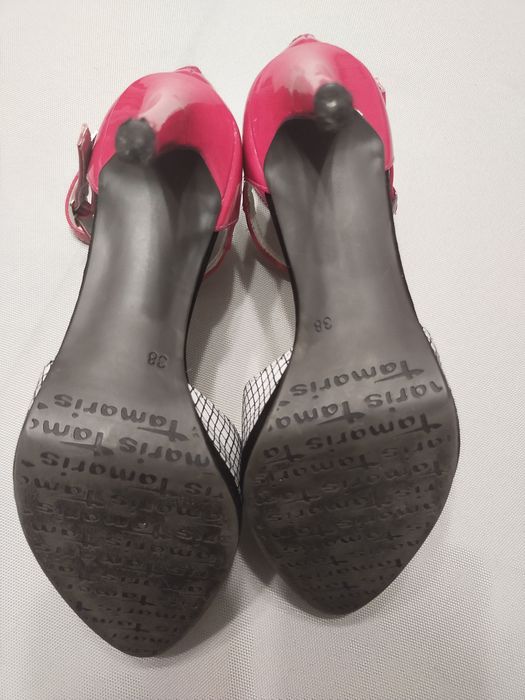 Buty - szpilki marki Tamaris - rozmiar 38