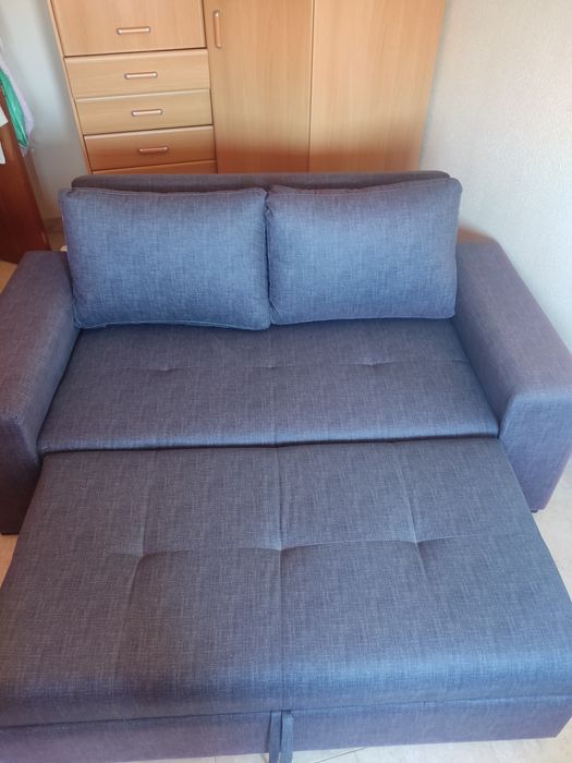 Sofá cama cinzento