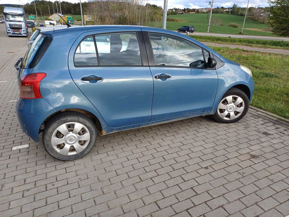 Toyota Yaris 1.0 2008r