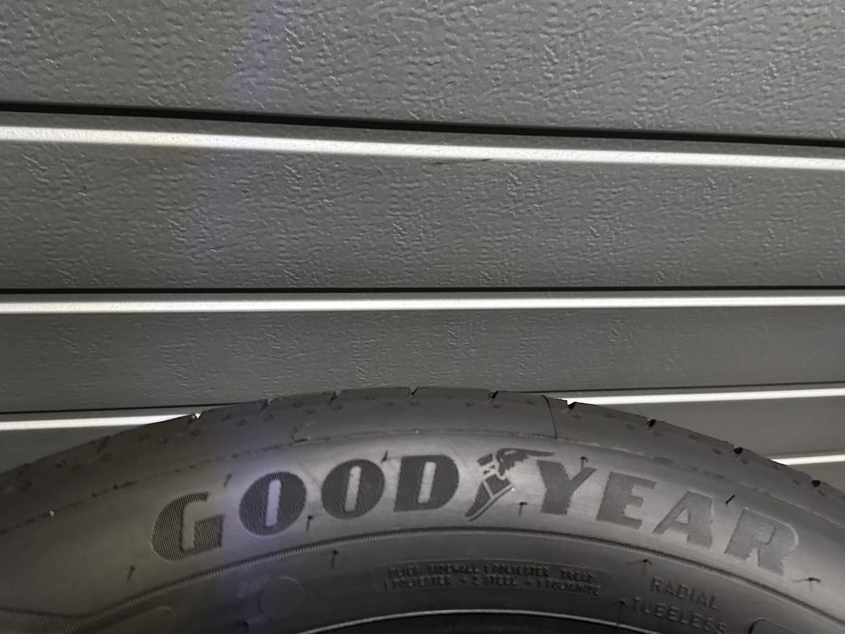 NOWE 2025r Goodyear 215/55/18 XL opony letnie komplet