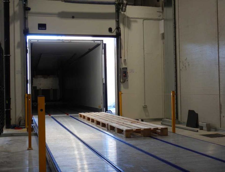 2000м2 готов левый берег. Или 10000 м2 по запросу класс А