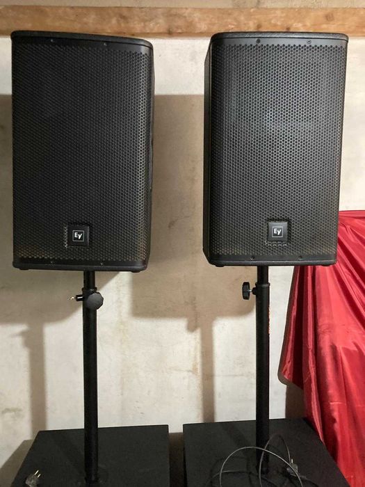 Sistema de PA Ativo Electro-Voice ELX 112P/118P