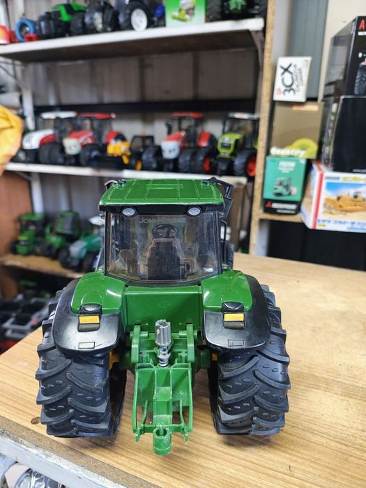 Bruder traktor John Deere