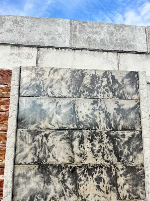 ogrodzenia betonowe dwustronne  67 zł metr bieżący -1,5 m wysokości