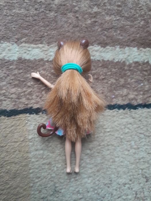 Lalka enchantimals kot z 2013 r. firmy Mattel