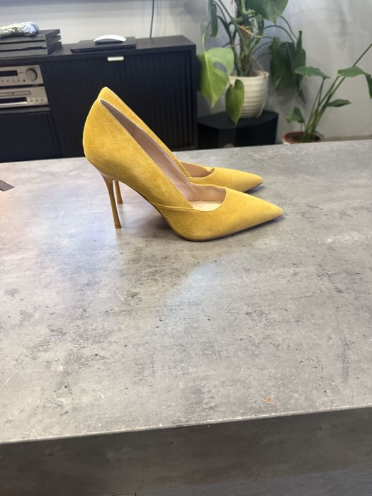Szpilki damskie nowe musztardowe Topshop rozmiar 41