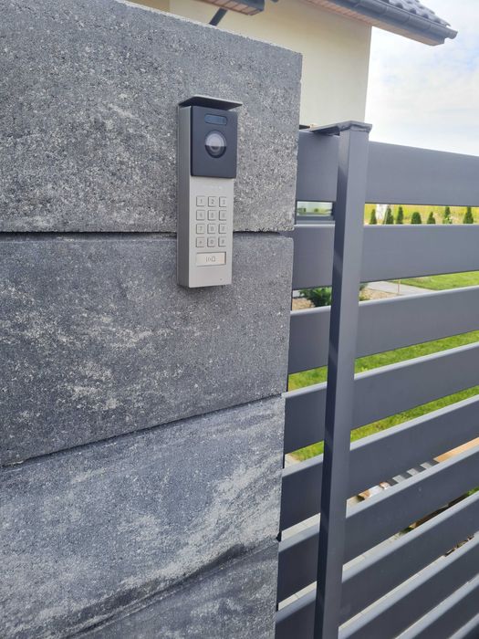 Montaż domofonów i wideodomofonów