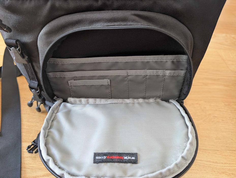 Mochila Lowepro Slingshot 300AW (nova)