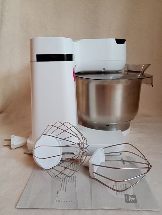 Robot kuchenny planetarny BOSCH MUMS2EW00 700W