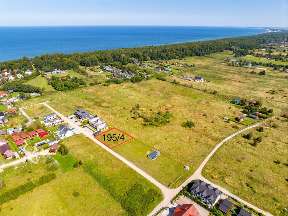 Działka budowlana nad morzem z dojściem do plaży (5 minut)