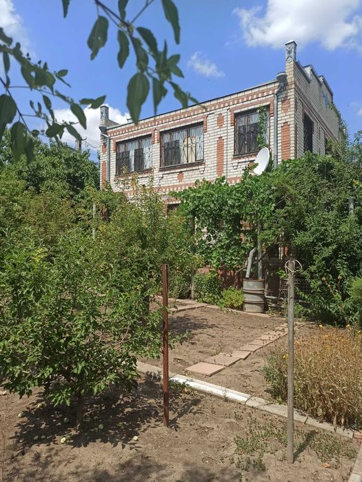 (13) Продам крепкий дом в Сухом Лимане 2 этажа