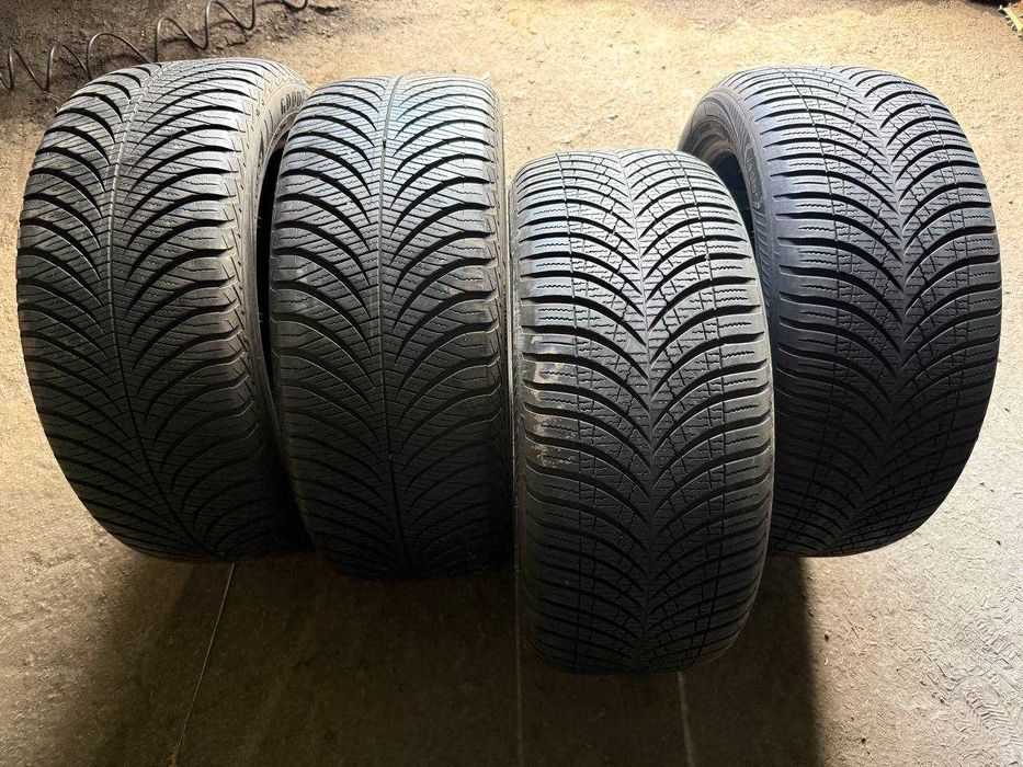 Шини зима 235/50/R18 GoodYear Vector4Seasons
