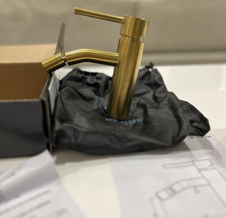 Torneira bidé. NOVA. GME, dourado mate + Válvula clic-clac