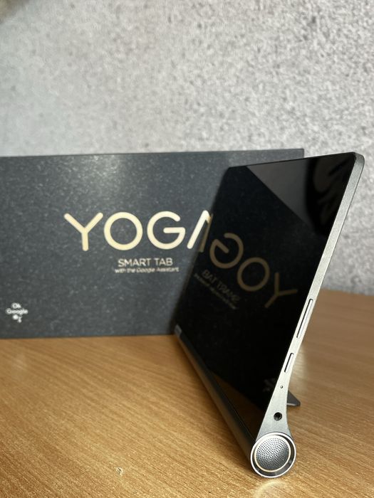 планшет Lenovo Yoga Smart Tab YT-X705F (10”, 64GB, Android 10)